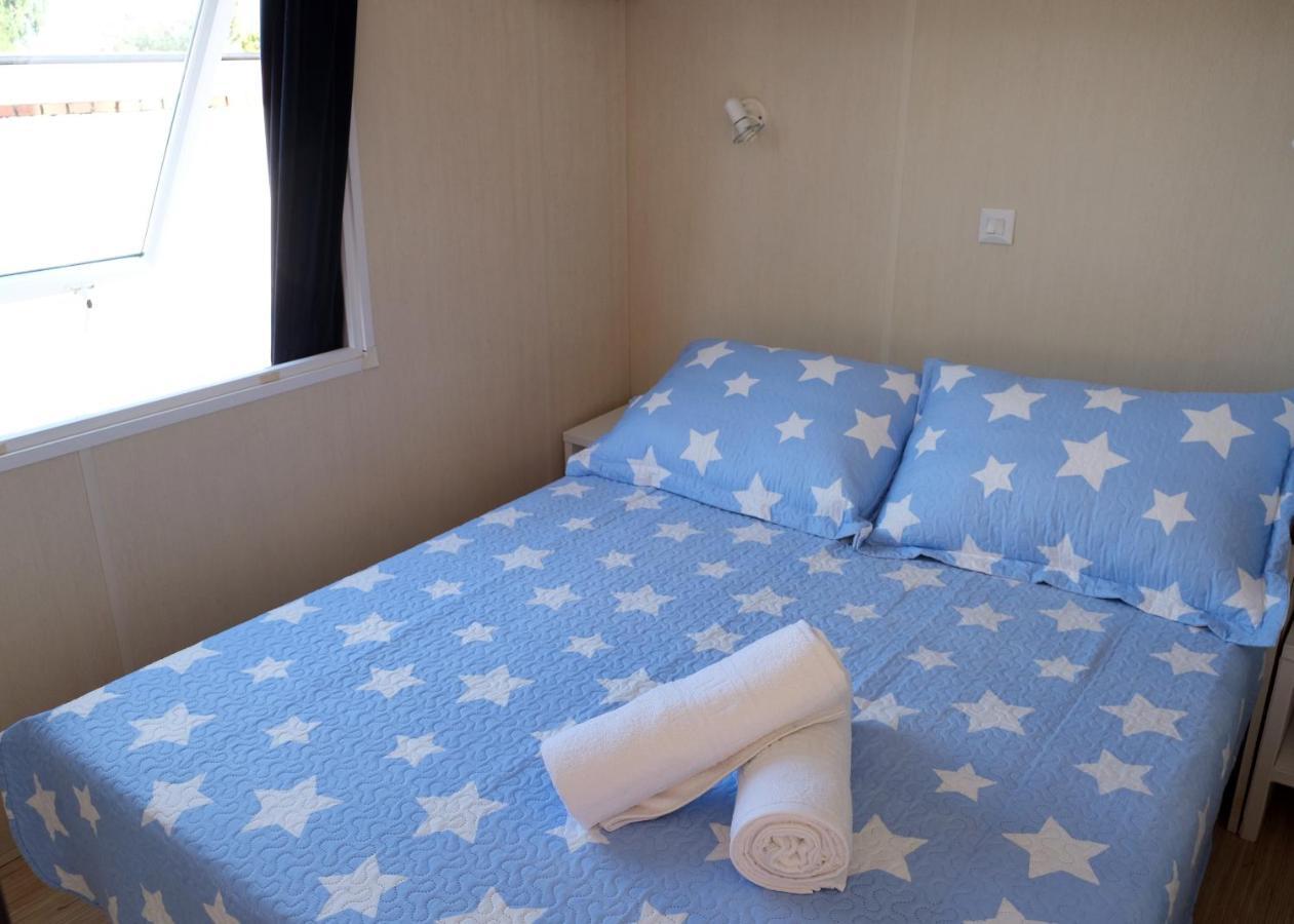 Solecito Guest House Chiclana de la Frontera Exterior photo